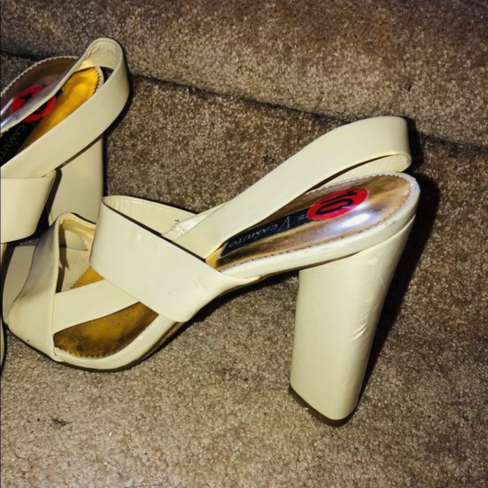 Designer Shoes - Picture 7 of 8